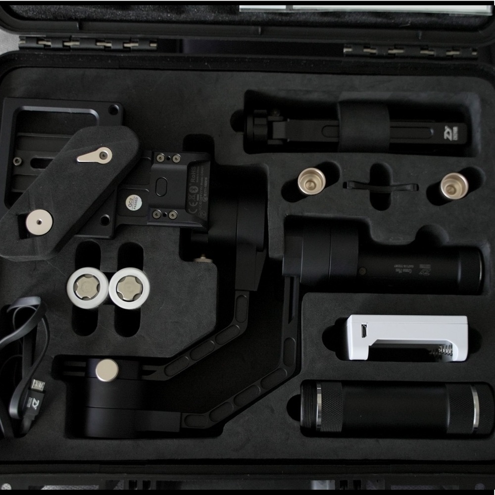 Zhiyun Crane Plus DSLR Mirrorless pocket cinema Gimbal Camera Stabilizer